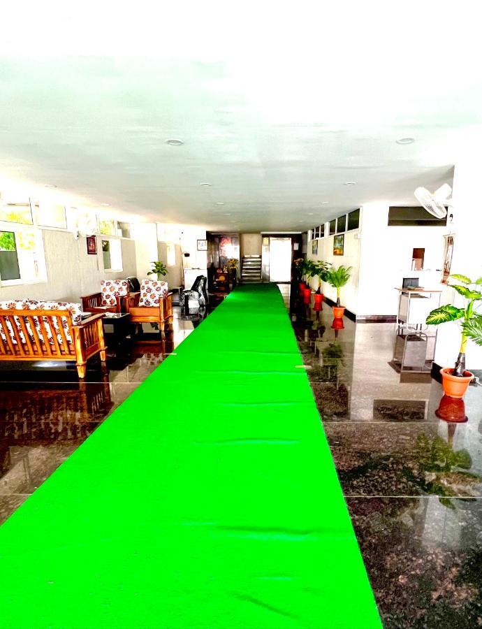 5 star grand Hotell Shamshabad Exteriör bild